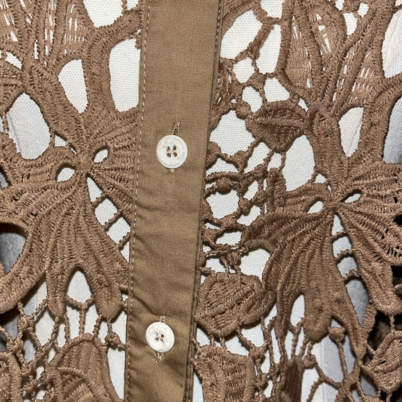 POL Lace Top - Picture 6 of 8